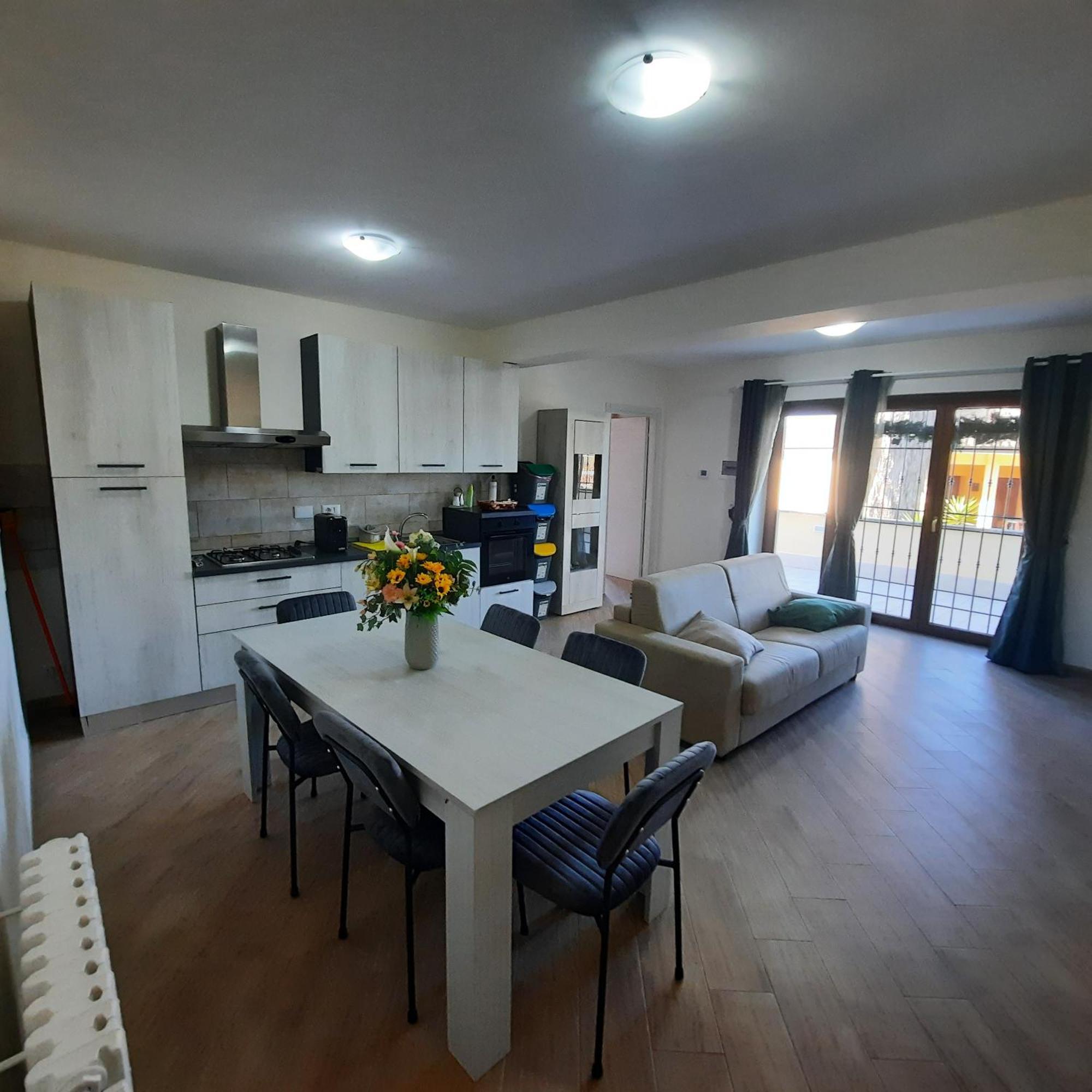 Bed and Breakfast La Dolce Sosta Campagnano Di Roma Exterior foto