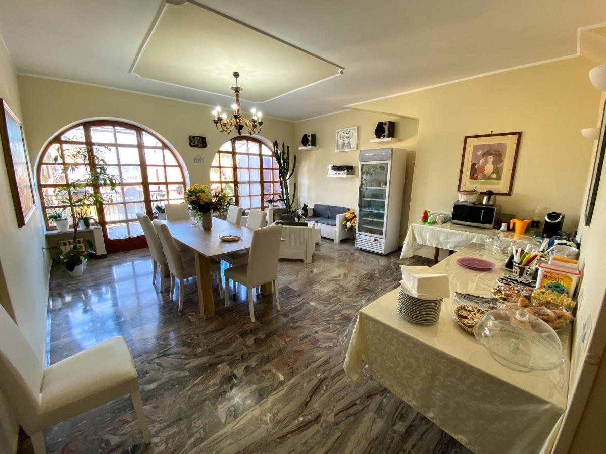 Bed and Breakfast La Dolce Sosta Campagnano Di Roma Exterior foto